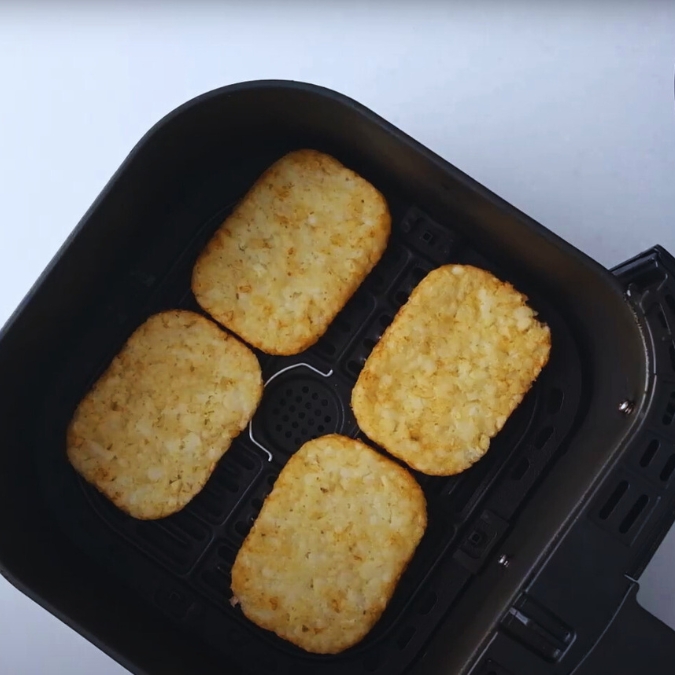 how to cook frozen hashbrown patties in the air fryer