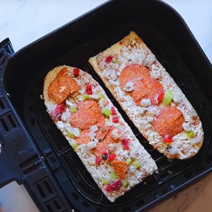 how to cook frozen french bread pizza in air fryer