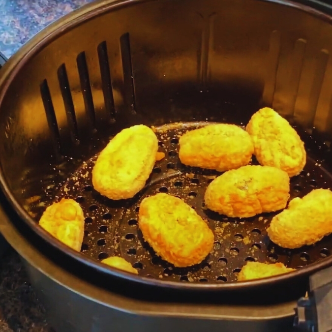 how to cook frozen jalapeno poppers in air fryer