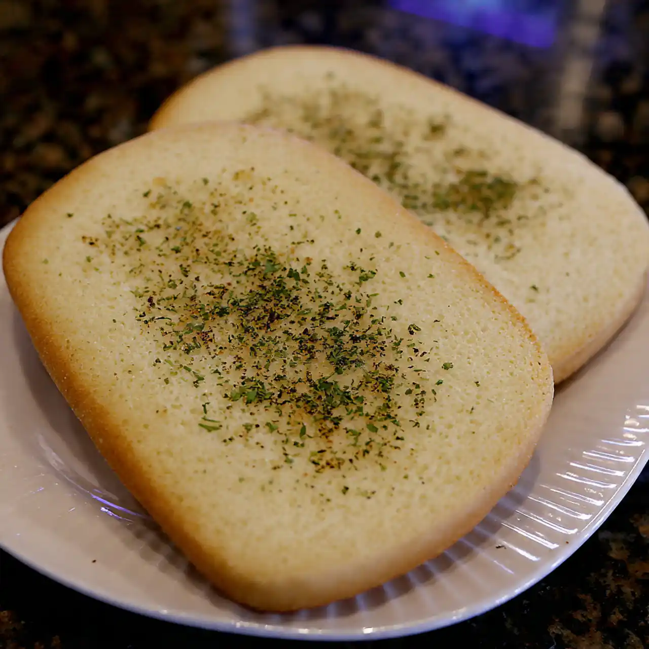 Air Fryer Bread Recipes with Texas Toast Garlic Bread 