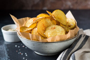 Homemade Chips in the Air Fryer: Crunchier Than Your Mood on a Monday